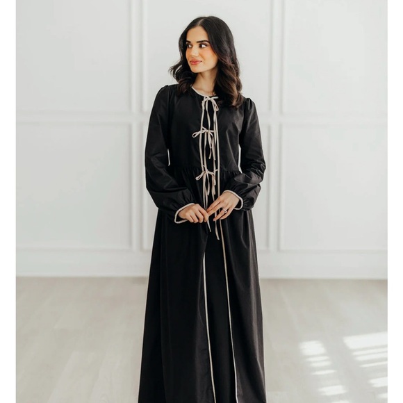 ELAA LARA ABAYA SIZE 2X NEW WITH TAG - Picture 1 of 6